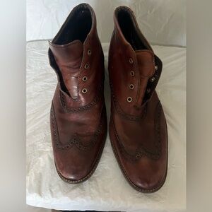 Cole Haan Liam Chukka II brown wing tip booties size 9 1/2M style C11053